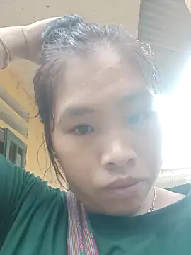 Luyen004 online show from September 26, 12:28 am