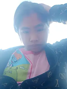 Luyen004 online show from January 9, 3:35 am