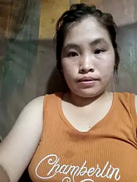 Luyen004 online show from April 3, 12:44 pm