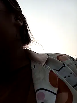 Luyen004 online show from March 27, 1:03 am