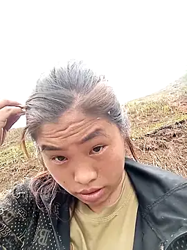 Luyen004 online show from March 24, 2:33 am