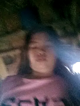 Luyen004 online show from February 25, 12:00 am