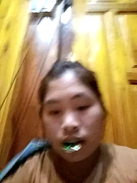 Luyen004 online show from March 21, 1:04 pm