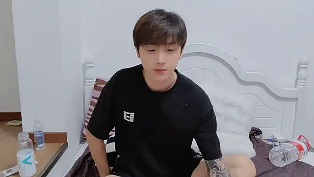 xiaoyi2563 online show from September 29, 11:27 am
