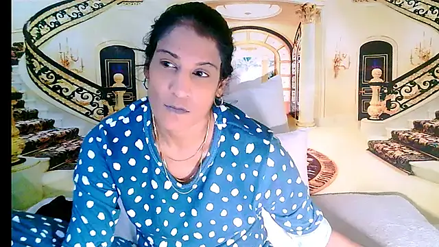 IndianSexcSmyle online show from May 19, 5:09 pm
