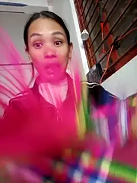 Snapshot of Na_xx chatting on December 1, 1:50 am Na xx online show from December 1, 1:50 am