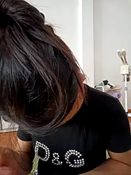 Snapshot of Na_xx chatting on November 9, 3:43 am Na xx online show from November 9, 3:43 am