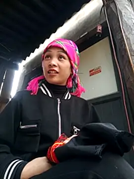 Snapshot of Na_xx chatting on November 22, 2:10 am Na xx online show from November 22, 2:10 am