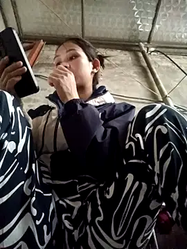 Snapshot of Na_xx chatting on October 25, 5:17 am Na xx online show from October 25, 5:17 am