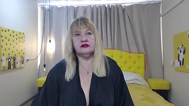 EmmaEllison online show from March 8, 7:11 am