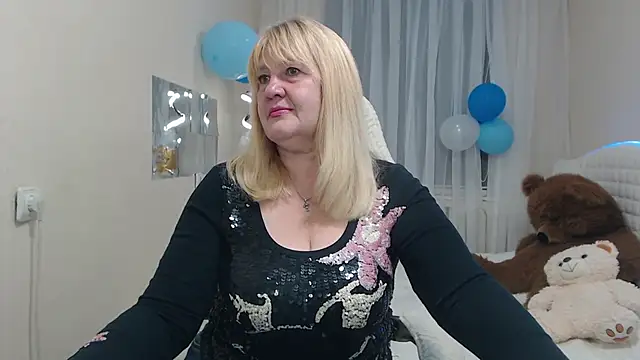 Snapshot of EmmaEllison chatting on September 27, 12:11 pm EmmaEllison online show from September 27, 12:11 pm