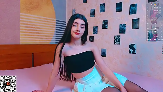 MelanieMooor online show from December 19, 3:03 pm