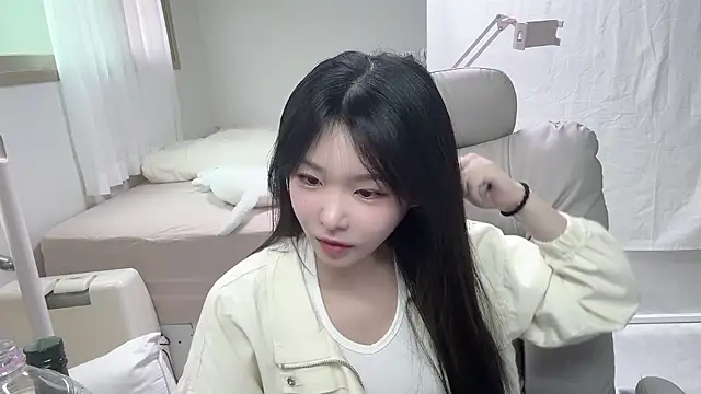 lengiiiii online show from September 29, 5:58 am