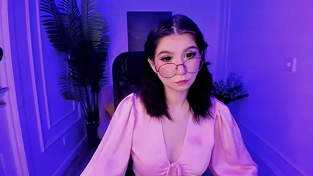 MeLLSawertyq online show from November 4, 7:28 pm