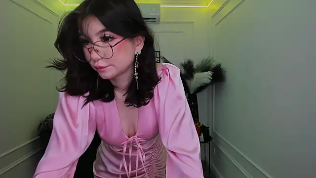 MeLLSawertyq online show from November 2, 11:26 am