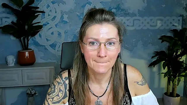 UmaSpace online show from September 22, 2:01 pm