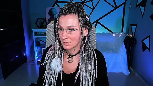 UmaSpace online show from September 25, 2:01 pm