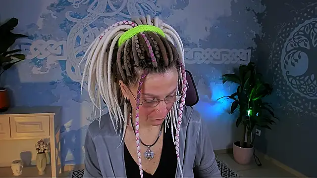 UmaSpace online show from February 7, 5:15 am