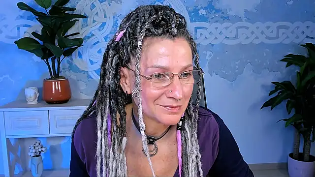 UmaSpace online show from October 4, 5:09 am