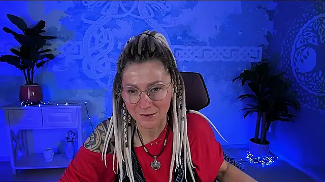 UmaSpace online show from May 12, 5:15 am