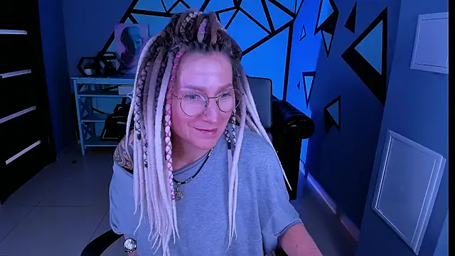 UmaSpace online show from February 16, 9:41 am