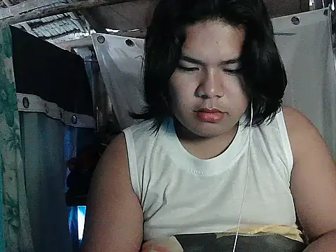 Huntrix2025 online show from April 16, 11:29 pm