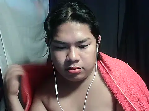 Huntrix2025 online show from April 2, 1:46 am