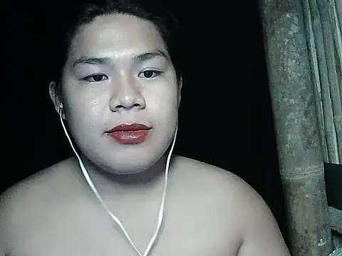 Snapshot of Huntrix2025 chatting on May 23, 9:08 am Huntrix2025 online show from May 23, 9:08 am