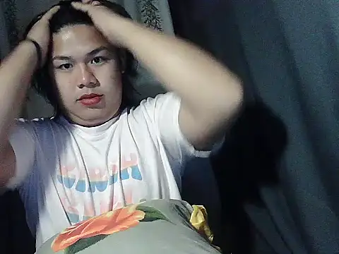 Huntrix2025 online show from February 9, 7:39 am