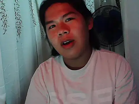 Huntrix2025 online show from November 14, 9:46 am