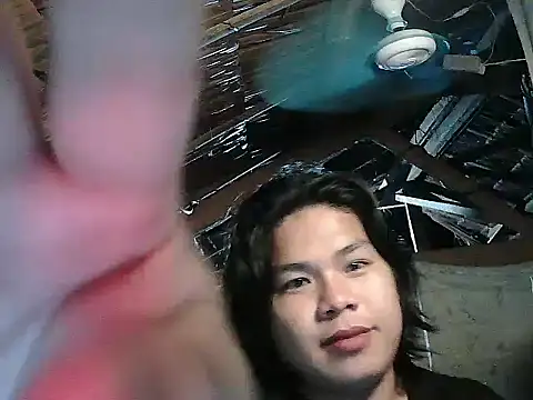 Huntrix2025 online show from January 14, 2:53 pm