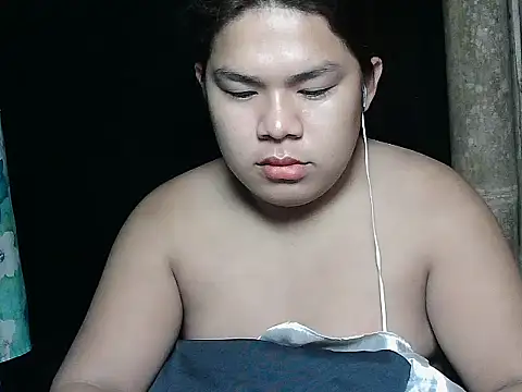 Snapshot of Huntrix2025 chatting on May 20, 8:06 pm Huntrix2025 online show from May 20, 8:06 pm