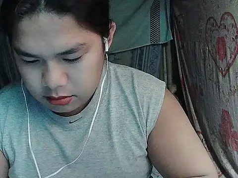 Snapshot of Huntrix2025 chatting on May 28, 9:10 pm Huntrix2025 online show from May 28, 9:10 pm