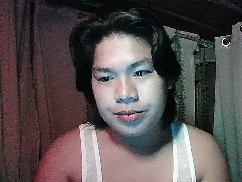 Huntrix2025 online show from December 3, 8:19 pm