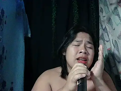 Huntrix2025 online show from March 14, 9:04 am