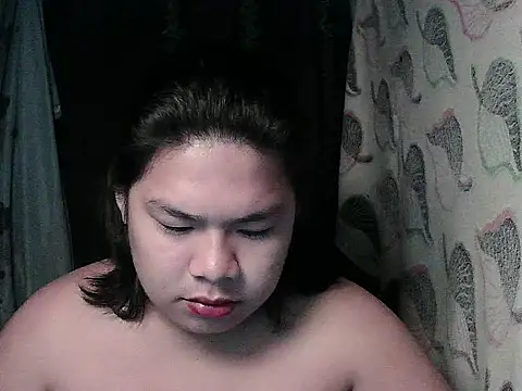 Huntrix2025 online show from March 19, 6:19 pm