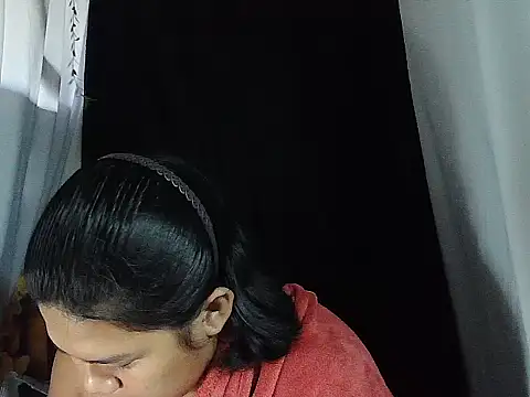 Huntrix2025 online show from February 22, 1:52 am