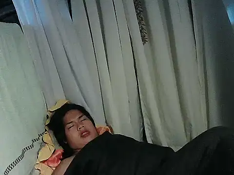 Huntrix2025 online show from February 14, 8:09 pm