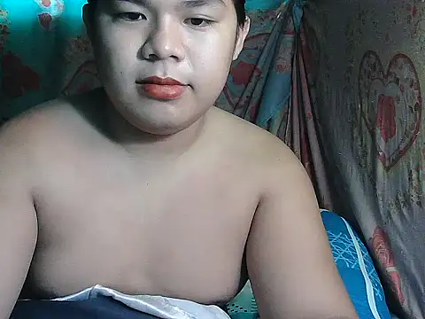 Huntrix2025 online show from June 4, 9:41 pm