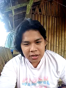 Huntrix2025 online show from November 23, 3:38 am