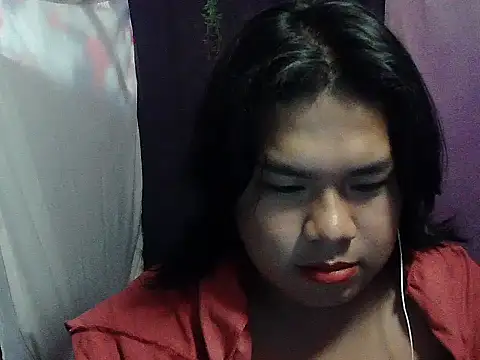 Huntrix2025 online show from April 4, 2:18 am