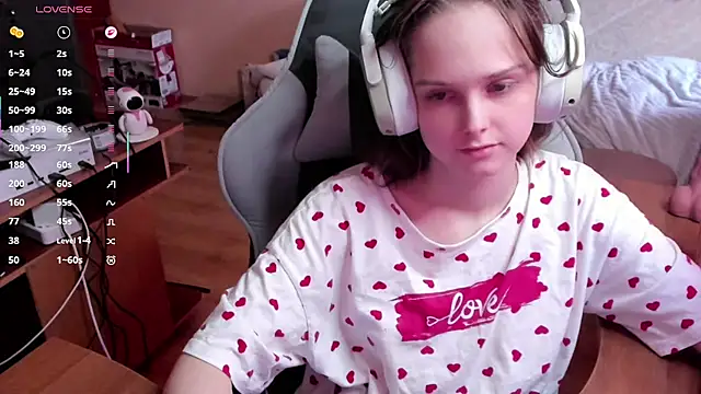 SharybbFace online show from April 13, 3:05 pm