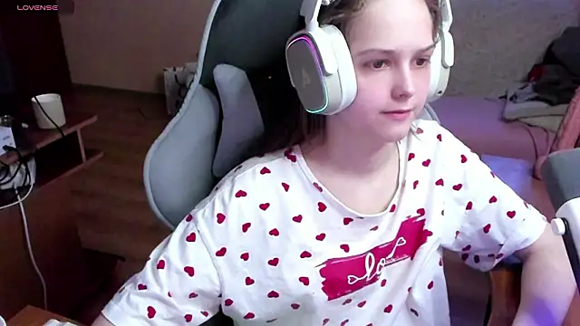 SharybbFace online show from March 18, 3:24 pm