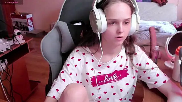 SharybbFace online show from April 15, 3:05 pm