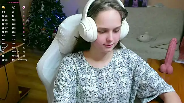 SharybbFace online show from November 13, 3:49 pm