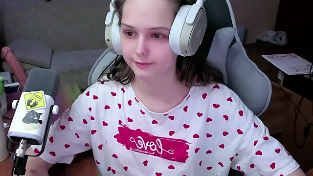 SharybbFace online show from February 6, 2:02 pm