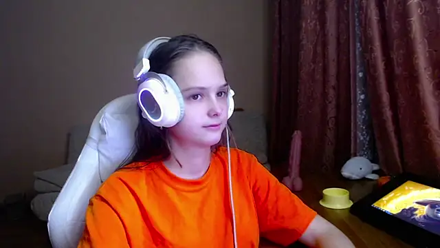 SharybbFace online show from October 15, 3:09 pm