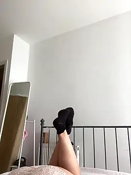 Mia Winters online show from September 15, 3:23 pm