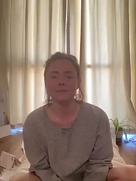 Mia Winters online show from March 14, 9:37 am