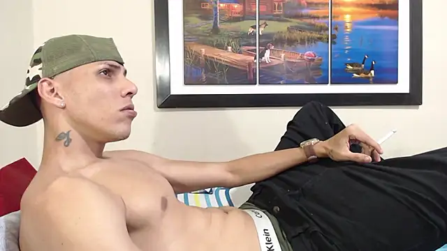 Snapshot of kingfm chatting on January 11, 12:06 am kingfm online show from January 11, 12:06 am